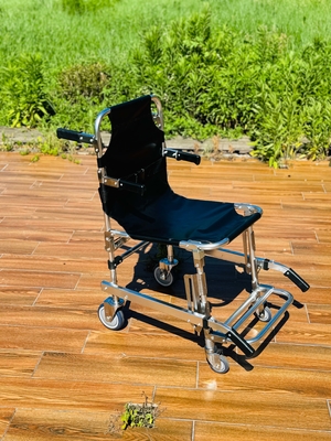 Καλή τιμή. Τυλιζόμενο παχυνμένο αλουμινίου κράμα σκαλοπάτι με υφασμάτινο PVC 4 τροχούς και 6 λαβές σε απευθείας σύνδεση